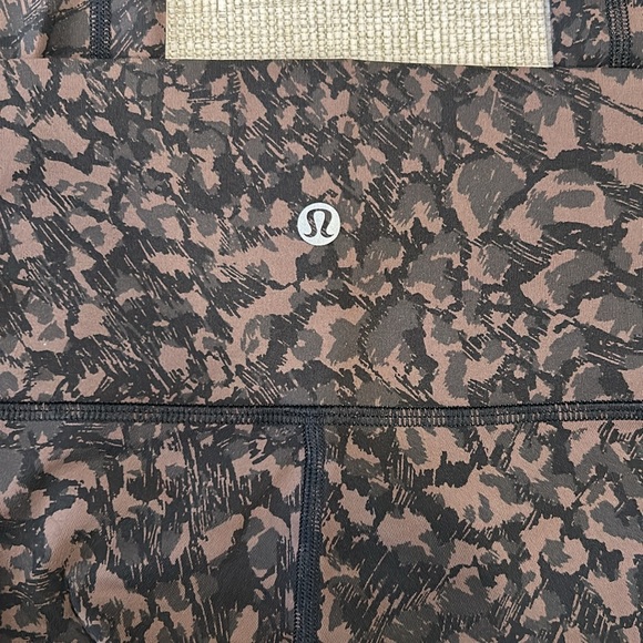 New Lululemon Leggings - Picture 9 of 11